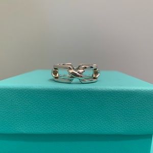 ✨SOLD✨ Tiffany & Co. X Link Ring - Size 7